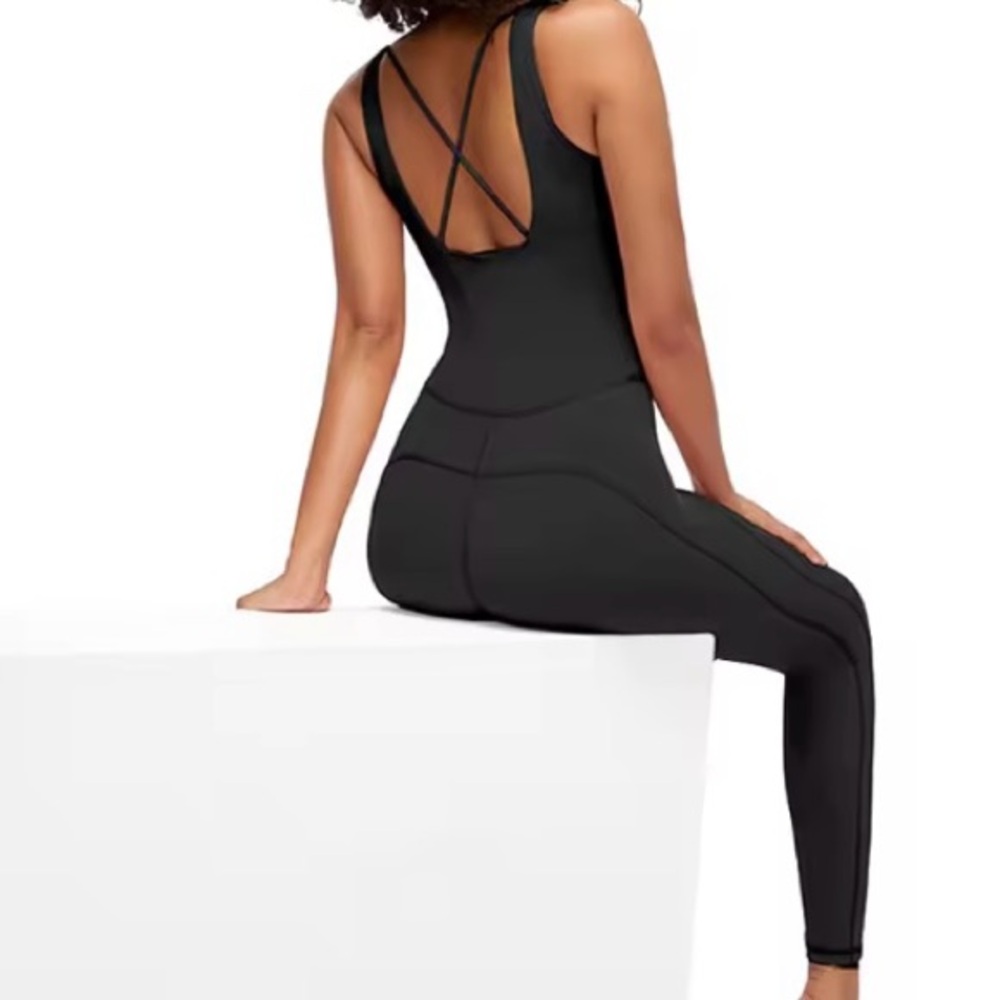 NEW Jumpsuit exercise one piece sleeveless flattering black bodysuit w/ bra - Picture 2 of 7